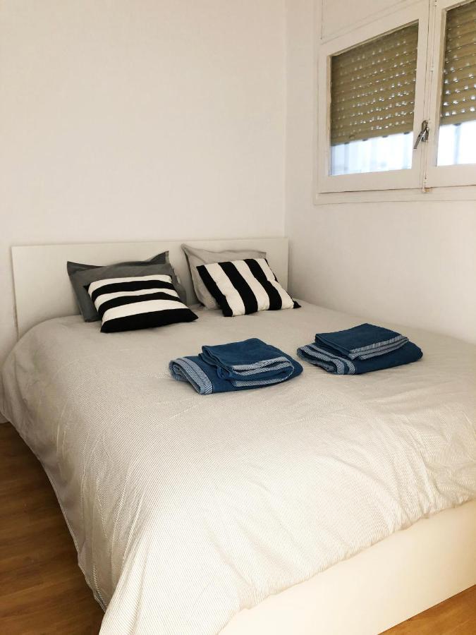 Lovely Seaside Apartment In Front Of Calafell Beach And Cunit Beach Segur de Calafell Exterior foto